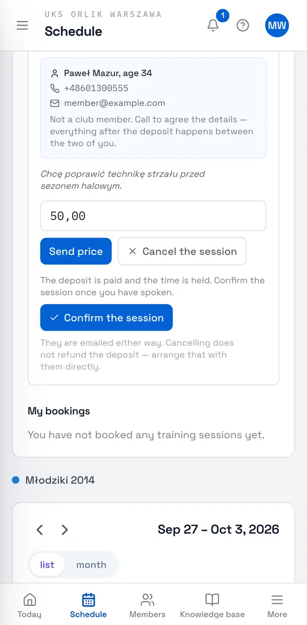Sport Match screenshot: A guest’s booking with the deposit paid, waiting for the coach to confirm.