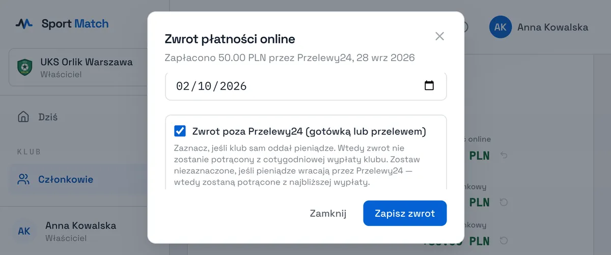 Zrzut ekranu Sport Match: Klub sam oddał pieniądze — gotówką albo przelewem ze swojego konta? Zaznacz Zwrot poza Przelewy24 (gotówką lub przelewem) i wybierz, Jak klub oddał pieniądze. Wtedy zwrot nie zostanie potrącony z cotygodniowej wypłaty klubu. Zostaw to pole puste, jeśli pieniądze wracają przez Przelewy24 — wtedy kwota zostanie potrącona z najbliższej wypłaty.